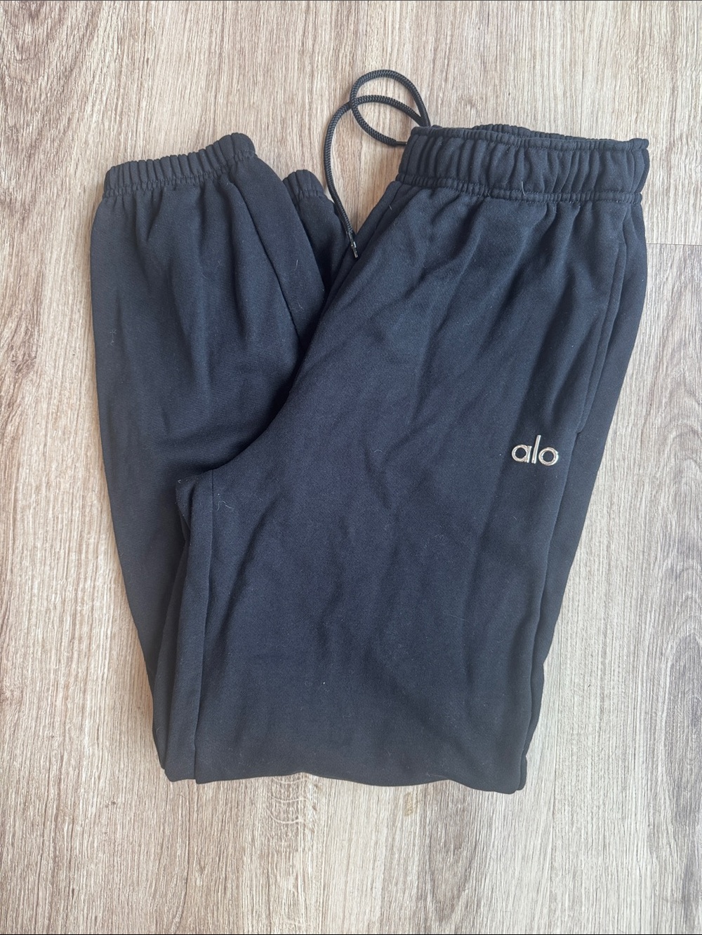 ALO Yoga Black Drawstring Joggers